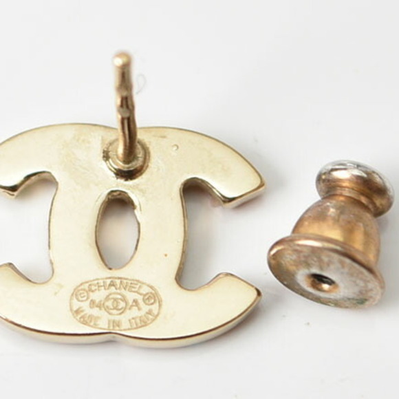 CHANEL Coco Mark CC Gold Red Multi Rhinestone Earrings ⭐ - Picture 4 of 7